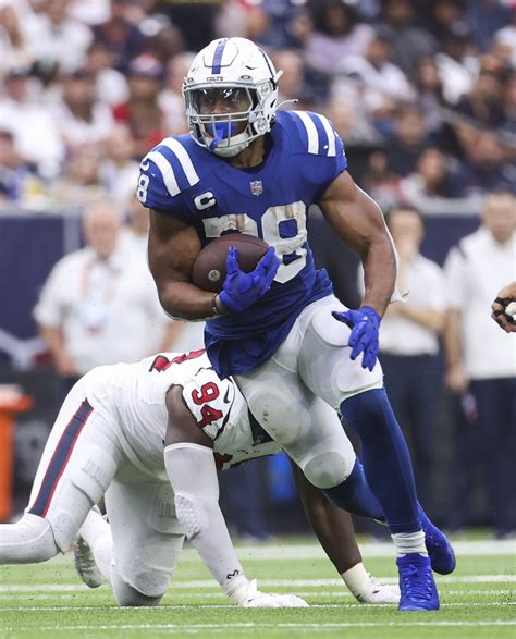2022 Indianapolis Colts Betting Odds, Picks & Predictions.
